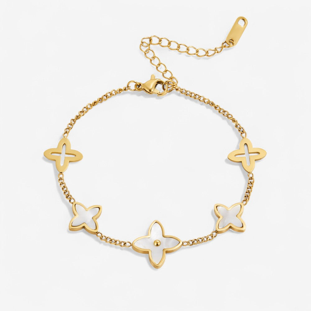 Weißes Blütenblatt-Armband