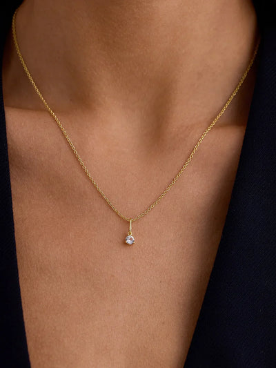 Weißer Saphir Anhänger