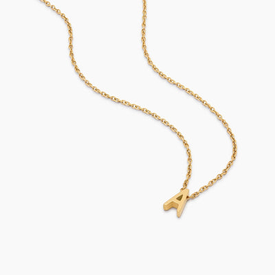 Zarte Initialen Charm-Halskette