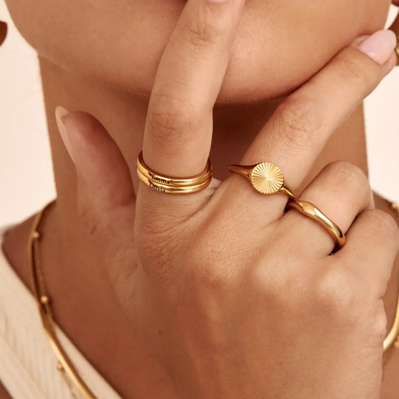 Zierlicher Stapelbarer Namensring